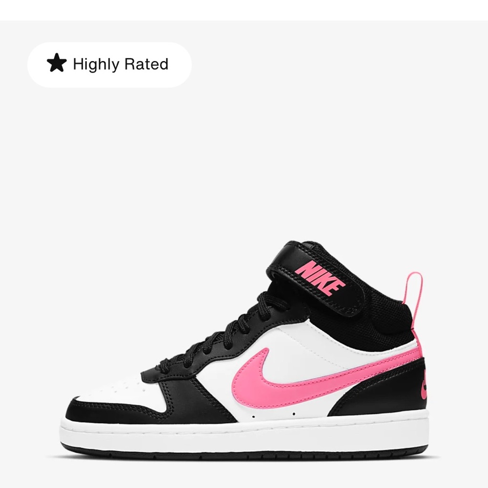 Girls Nike Dunks worn once. Excellent condition